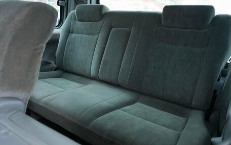 Mazda Bongo Friendee i рестайлинг, 2001 год, 400 000 рублей, 16 фотография
