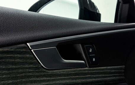Audi A4, 2019 год, 1 900 000 рублей, 11 фотография