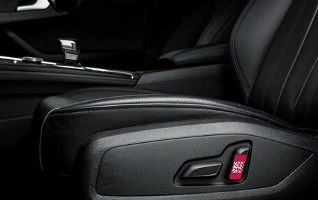 Audi A4, 2019 год, 1 900 000 рублей, 13 фотография