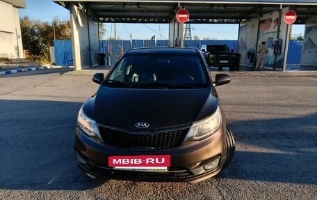 KIA Rio III рестайлинг, 2015 год, 1 000 000 рублей, 7 фотография