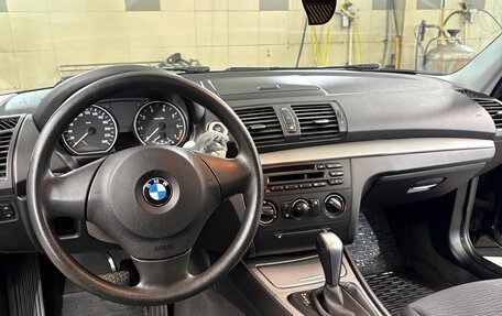 BMW 1 серия, 2011 год, 900 000 рублей, 5 фотография