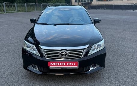 Toyota Camry, 2014 год, 1 700 000 рублей, 2 фотография
