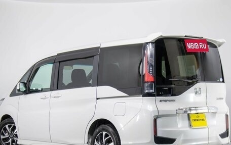 Honda Stepwgn IV рестайлинг, 2017 год, 2 149 000 рублей, 5 фотография