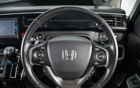 Honda Stepwgn IV рестайлинг, 2017 год, 2 149 000 рублей, 14 фотография