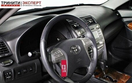 Toyota Camry, 2011 год, 1 297 000 рублей, 10 фотография