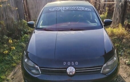 Volkswagen Polo VI (EU Market), 2011 год, 600 000 рублей, 2 фотография