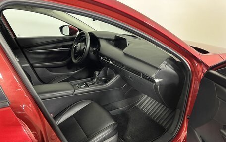 Mazda 3, 2021 год, 1 900 000 рублей, 14 фотография
