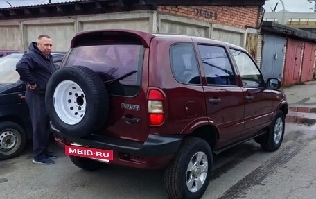 Chevrolet Niva I рестайлинг, 2004 год, 450 000 рублей, 4 фотография