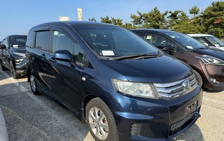 Honda Freed I, 2011 год, 750 000 рублей, 1 фотография
