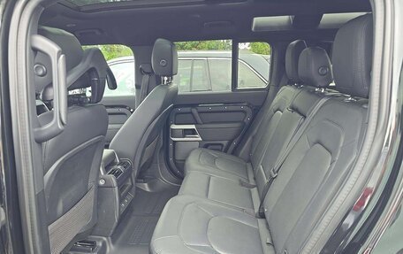Land Rover Defender II, 2024 год, 8 100 000 рублей, 9 фотография