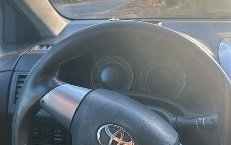 Toyota Corolla, 2011 год, 950 000 рублей, 6 фотография