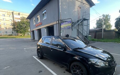KIA cee'd I рестайлинг, 2010 год, 800 000 рублей, 8 фотография