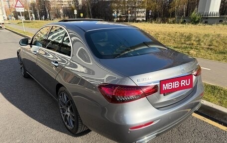 Mercedes-Benz E-Класс, 2020 год, 4 600 000 рублей, 7 фотография