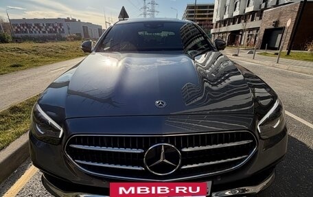 Mercedes-Benz E-Класс, 2020 год, 4 600 000 рублей, 13 фотография