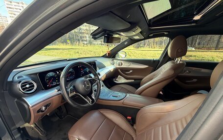 Mercedes-Benz E-Класс, 2020 год, 4 600 000 рублей, 24 фотография