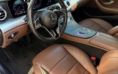 Mercedes-Benz E-Класс, 2020 год, 4 600 000 рублей, 26 фотография