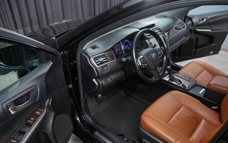 Toyota Camry, 2016 год, 2 350 000 рублей, 9 фотография