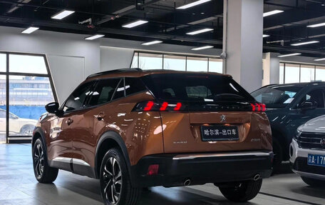 Peugeot 2008 II, 2023 год, 1 350 000 рублей, 4 фотография