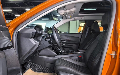 Peugeot 2008 II, 2023 год, 1 350 000 рублей, 13 фотография