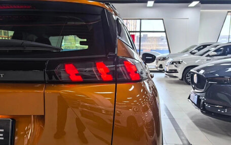 Peugeot 2008 II, 2023 год, 1 350 000 рублей, 9 фотография