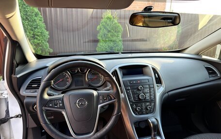 Opel Astra J, 2013 год, 890 000 рублей, 9 фотография