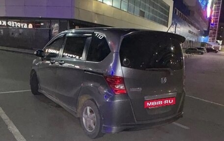 Honda Freed I, 2009 год, 630 000 рублей, 3 фотография