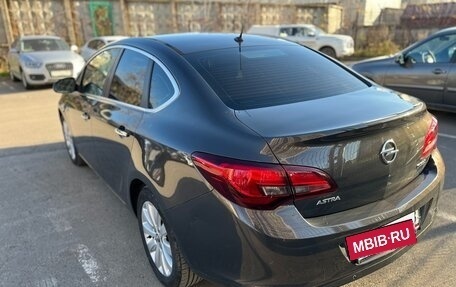 Opel Astra J, 2013 год, 860 000 рублей, 6 фотография