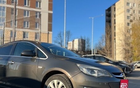 Opel Astra J, 2013 год, 860 000 рублей, 3 фотография