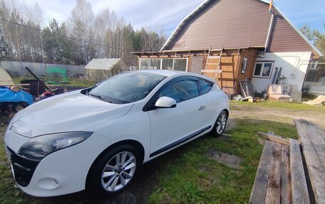 Renault Megane III рестайлинг, 2009 год, 700 000 рублей, 3 фотография