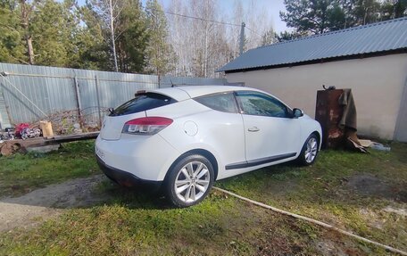Renault Megane III рестайлинг, 2009 год, 700 000 рублей, 4 фотография