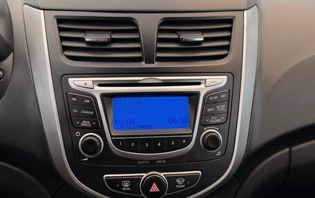 Hyundai Solaris II рестайлинг, 2013 год, 670 000 рублей, 12 фотография