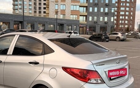 Hyundai Solaris II рестайлинг, 2013 год, 670 000 рублей, 5 фотография