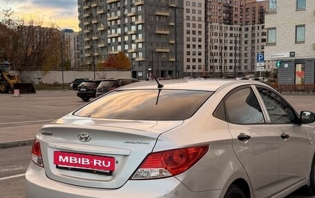 Hyundai Solaris II рестайлинг, 2013 год, 670 000 рублей, 3 фотография
