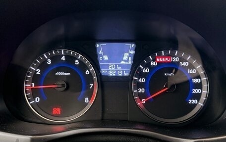 Hyundai Solaris II рестайлинг, 2013 год, 670 000 рублей, 11 фотография