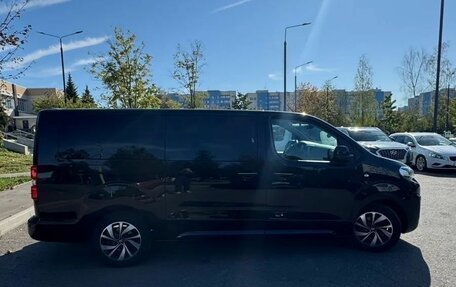 Peugeot Traveller I, 2022 год, 3 800 000 рублей, 3 фотография