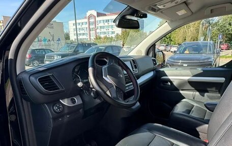 Peugeot Traveller I, 2022 год, 3 800 000 рублей, 8 фотография