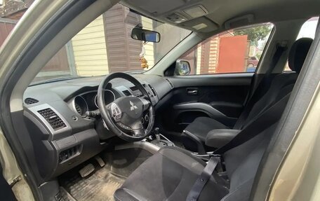 Mitsubishi Outlander III рестайлинг 3, 2008 год, 1 100 000 рублей, 6 фотография