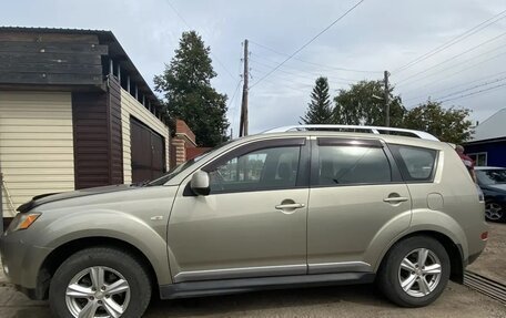 Mitsubishi Outlander III рестайлинг 3, 2008 год, 1 100 000 рублей, 4 фотография