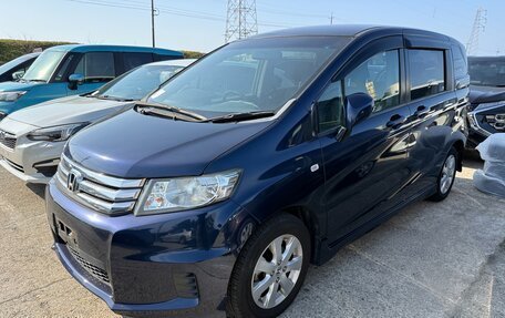 Honda Freed I, 2011 год, 750 000 рублей, 4 фотография