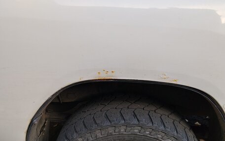 Toyota Hilux VIII, 2017 год, 1 900 000 рублей, 7 фотография