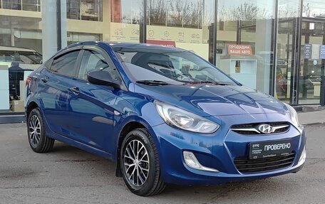 Hyundai Solaris II рестайлинг, 2011 год, 597 000 рублей, 3 фотография