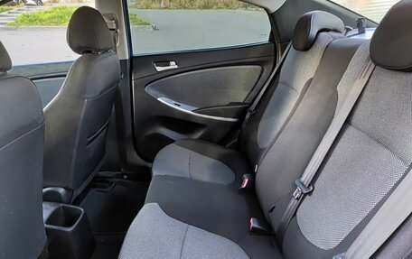 Hyundai Solaris II рестайлинг, 2011 год, 597 000 рублей, 15 фотография