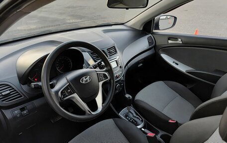 Hyundai Solaris II рестайлинг, 2011 год, 597 000 рублей, 20 фотография