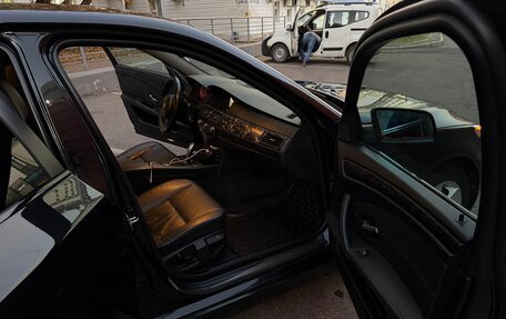 BMW 5 серия, 2008 год, 1 290 000 рублей, 10 фотография