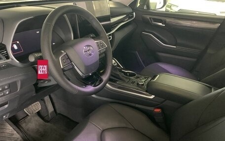 Toyota Highlander, 2026 год, 5 520 000 рублей, 33 фотография