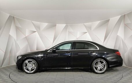 Mercedes-Benz E-Класс, 2018 год, 3 820 000 рублей, 5 фотография