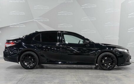 Toyota Camry, 2019 год, 2 999 000 рублей, 4 фотография