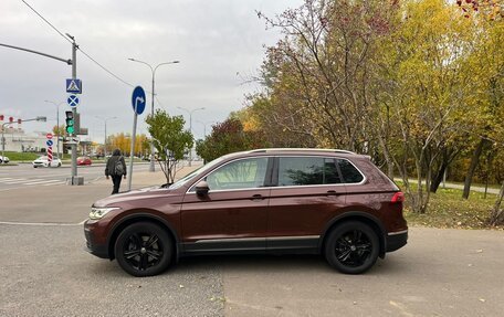 Volkswagen Tiguan II, 2021 год, 3 100 000 рублей, 4 фотография
