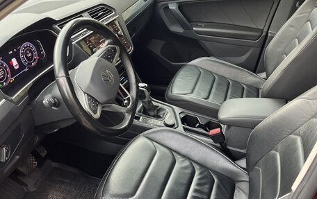 Volkswagen Tiguan II, 2021 год, 3 100 000 рублей, 11 фотография