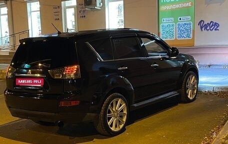 Mitsubishi Outlander III рестайлинг 3, 2008 год, 725 000 рублей, 14 фотография